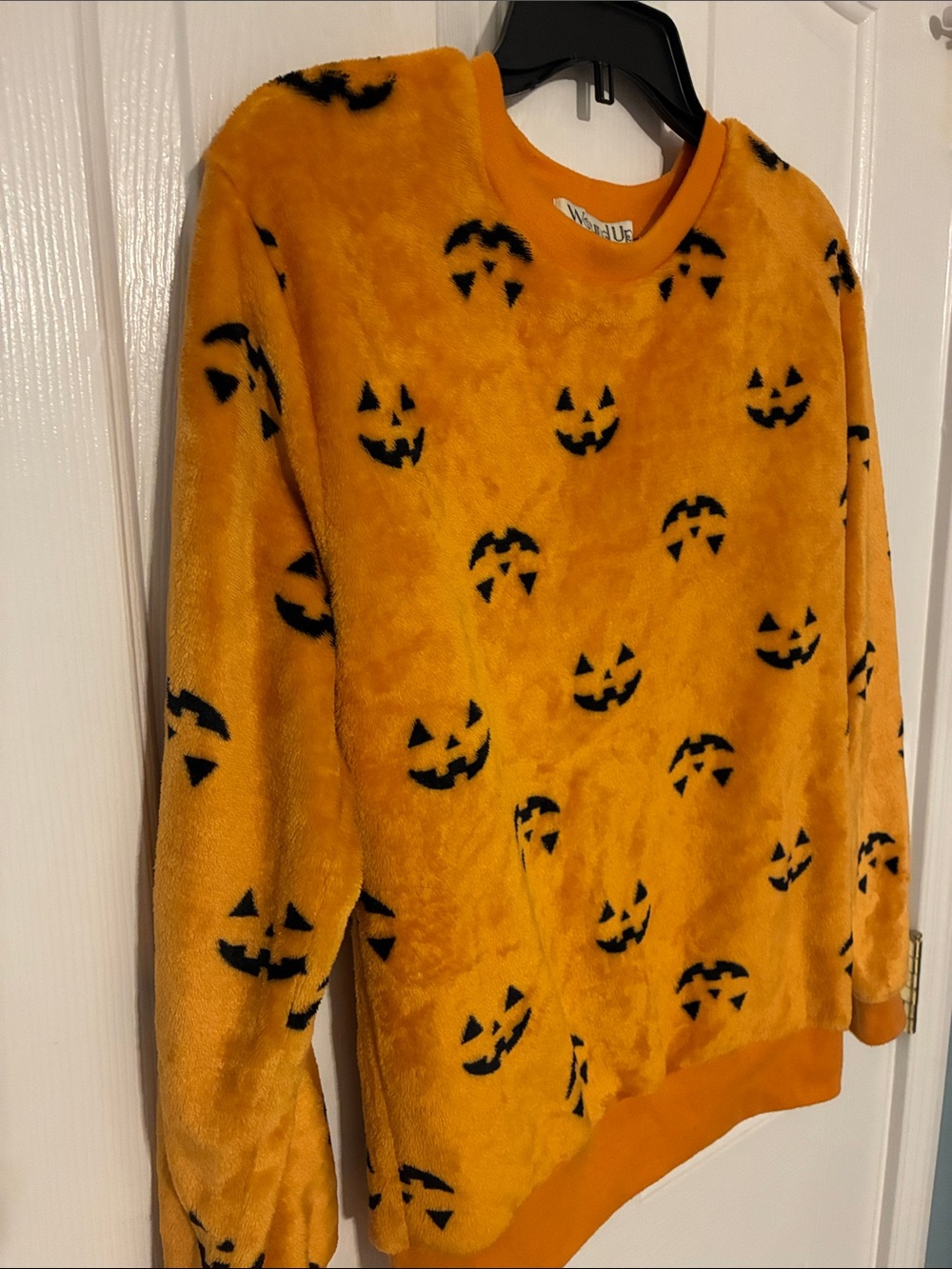 Orange Halloween Pumpkin Fleece Sweater Medium 7-9 - Picture 3 of 7